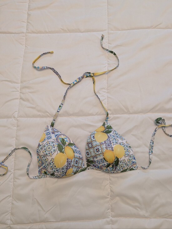 Primark Other - Lemon Patterned Bikini Top